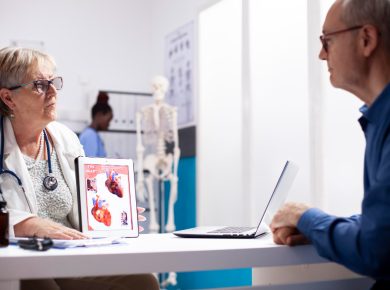 Întrebări esențiale pe care să le pui medicului cardiolog la prima consultație